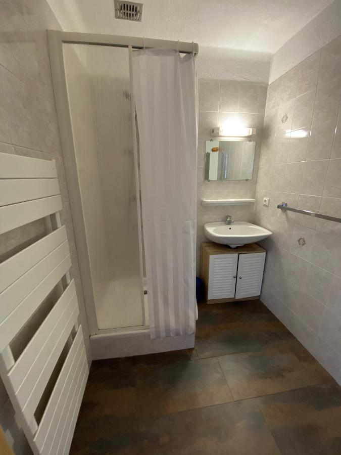 Chambres Avec Garage Motos Lanslebourg-Mont-Cenis Zewnętrze zdjęcie